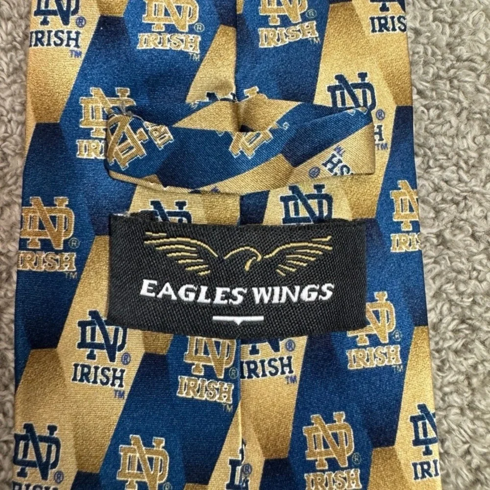 Eagles Wings Notre Dame Fighting Irish Silk Tie Navy Gold Logo Striped Mens
